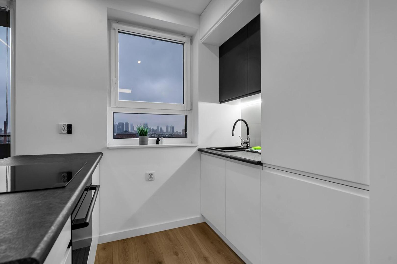 12th Floor Wola Modern Apartament